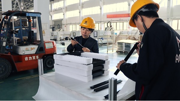 铝型材选购避坑指南：5个关键参数必看