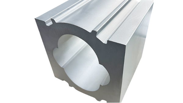 设备设计遇瓶颈？铝型材开模定制助力性能突破